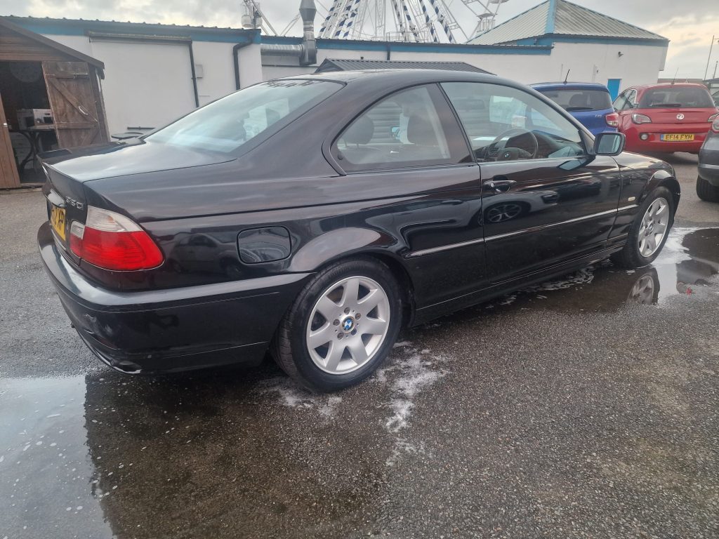 Bmw 318ci se aut 5