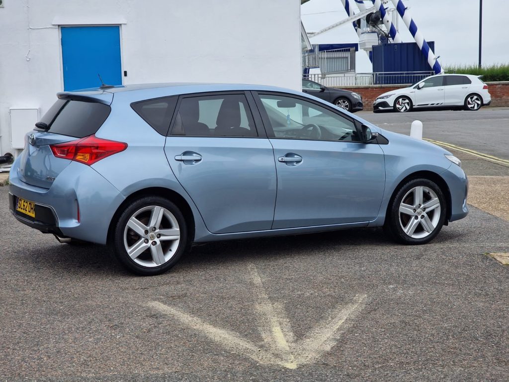 Toyota auris sport valvematic7